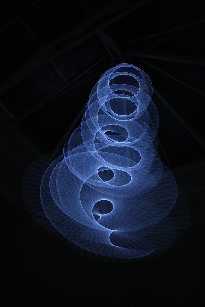 luminescent EL-wire moving in waves